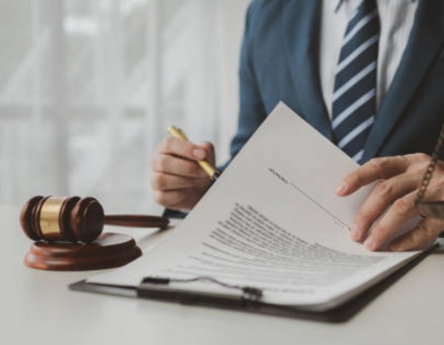 timeshare lawyer reviewing timeshare cancellation contract