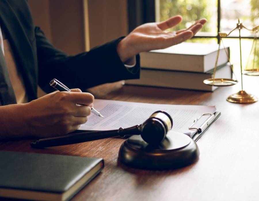 timeshare lawyer talking to a client