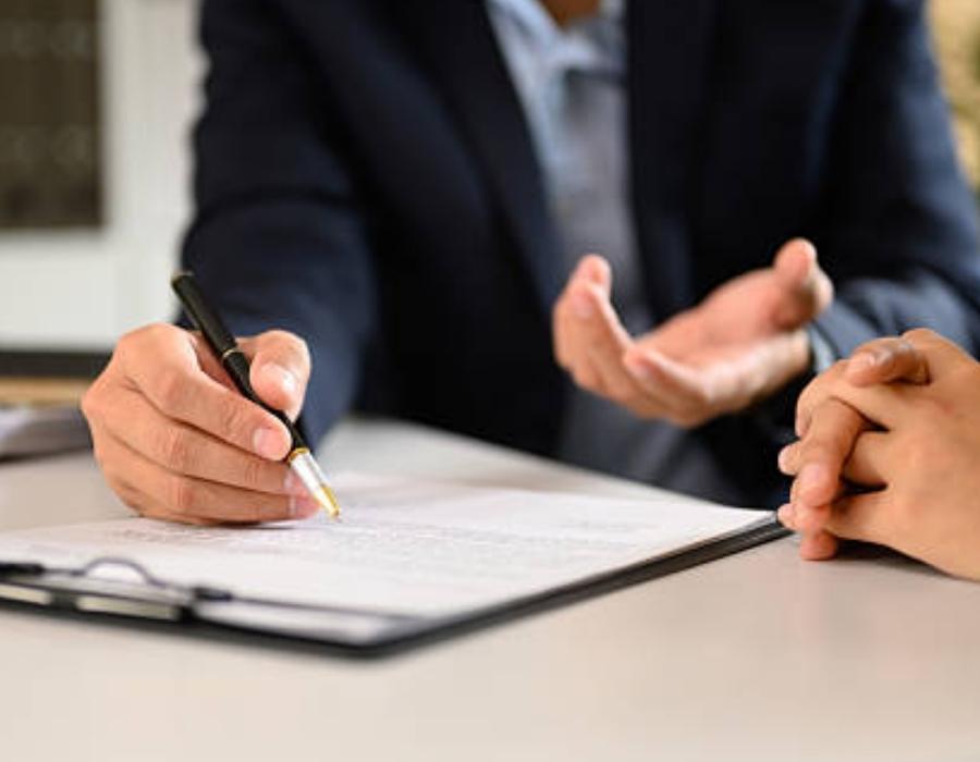 timeshare lawyer reviewing a timeshare contract