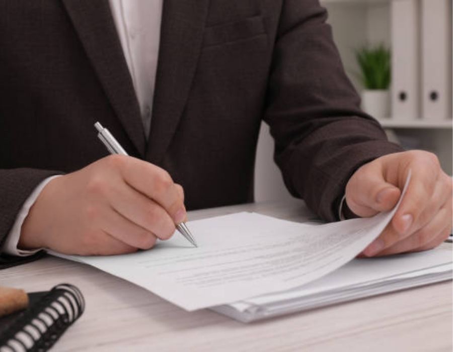 timeshare lawyer signing timeshare contract