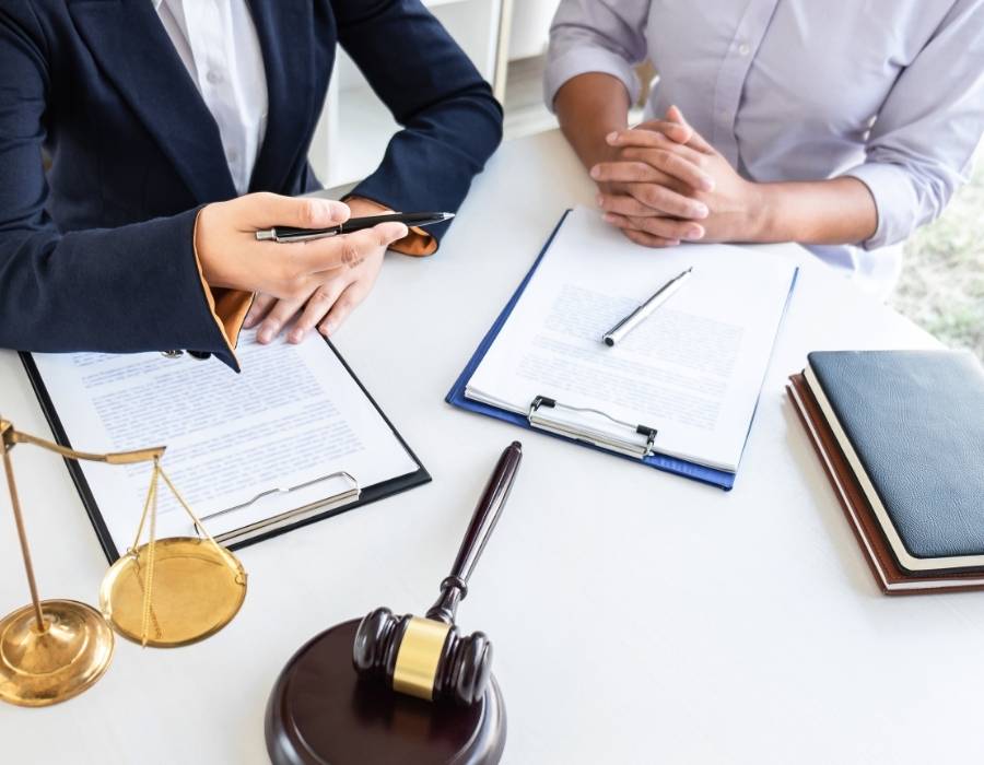 timeshare lawyer talking to a client