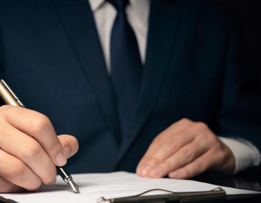 timeshare lawyer reviewing a timeshare cancellation contract