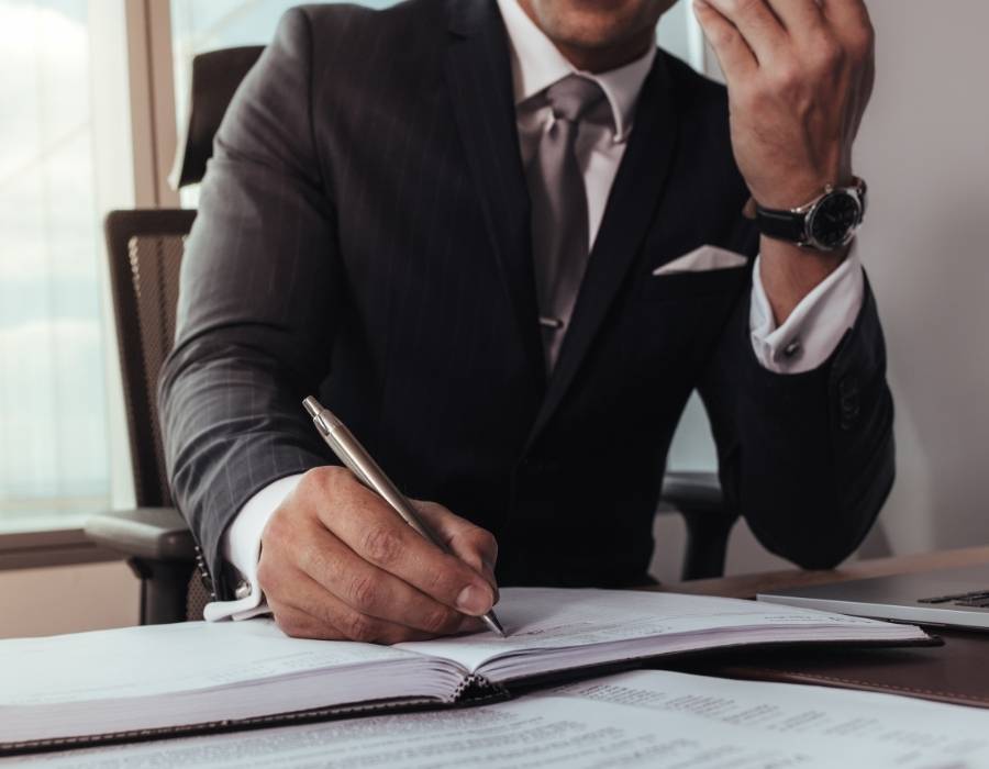 timeshare lawyer talking to a client on the phone