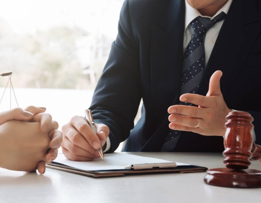 timeshare lawyer talking to a client