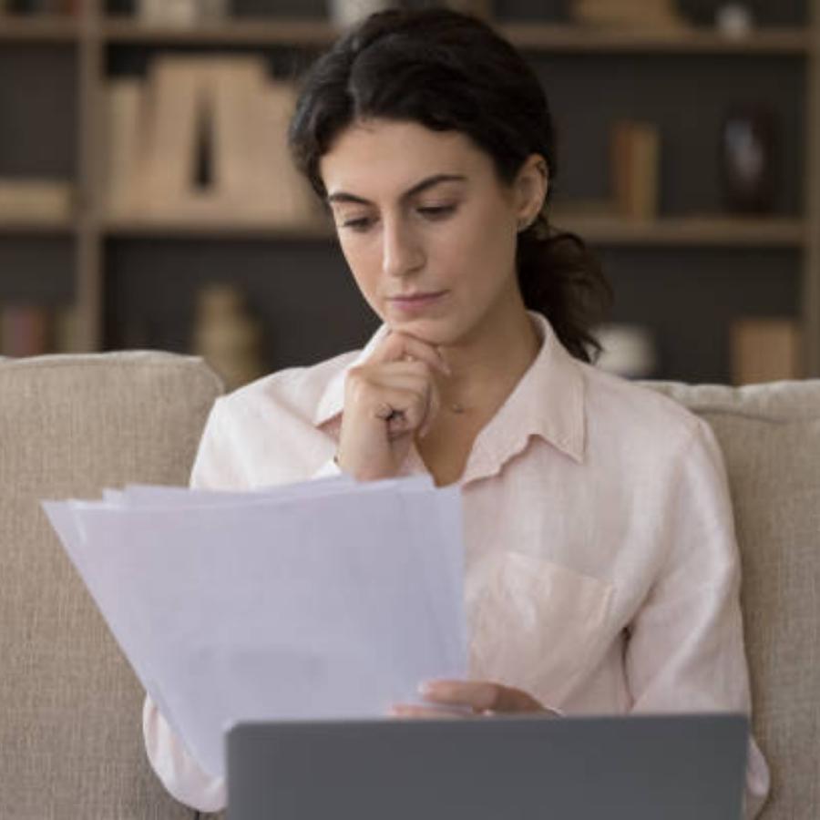 woman reviewing a timeshare contract