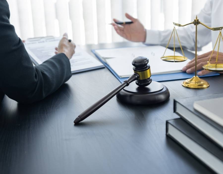 timeshare lawyer talking to a client